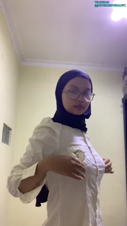 Yang Lagi Rame Fenila Agustin Hijab Slave Update 03 - Telegram @jasverkenviralofc - Bokep Indo Viral.mp4