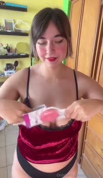 1000001553.mp4