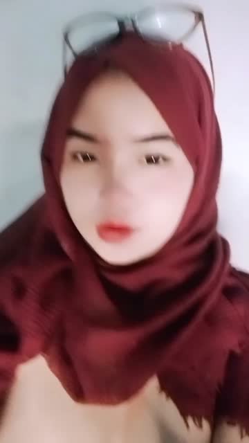 sonia jilbab merah - Tele@hematkawan10.mp4