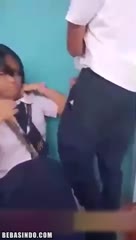 Pelajar Brani Nyepong Di Sekolahan