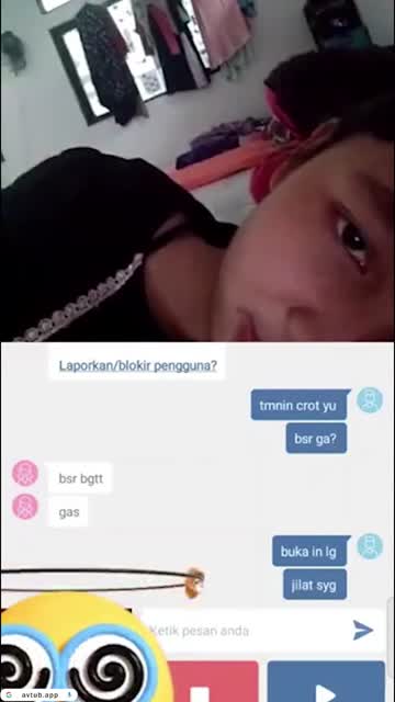 Dua Bestie Sange Di Ome TV Menawarkan Bugil Toket 