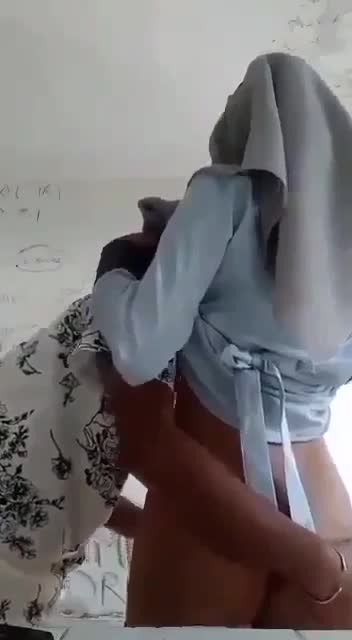 Download_ 136 anak sekolah mana nih ng3w3 di kelas - DoodStream - PoopHD - PoopHD.mp4
