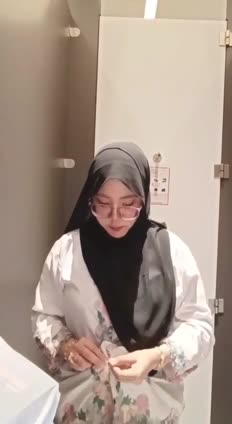 Hijab beraksi - vikuy.click_2.mp4
