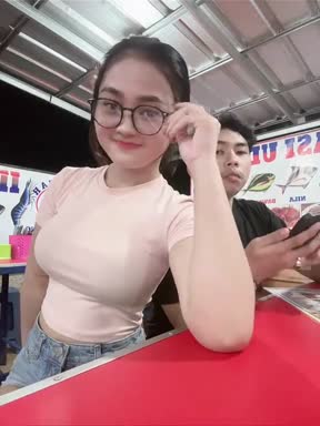 Mawar Seleb Yang Lagi Viral - [ Telegram @GalleryKuVIP ] (2).mp4