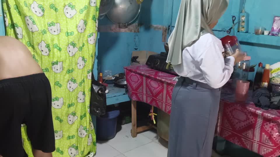 Bikinin kopi buat abang.mp4
