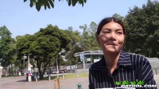 John picks up Asian Woman waiting for Tuk-tuk.mp4