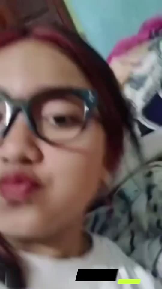Telegram @jasverkenviralofc - Abg hijab suka colmek 04 - Bokep Indo Viral.mp4