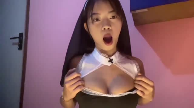 Alca Celva cosplay suster part 2 (asupanharian_18).mp4
