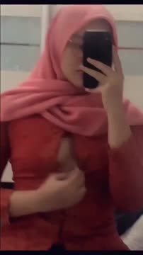 Hijab Malay Imut Kebaya Merah