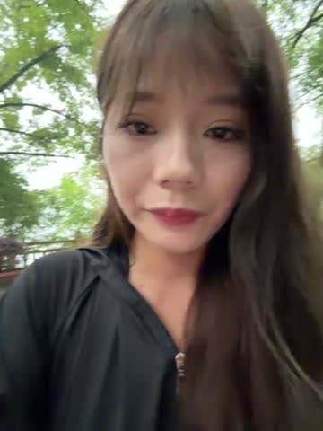 1 Eksib di taman sambil jalan jalan 3