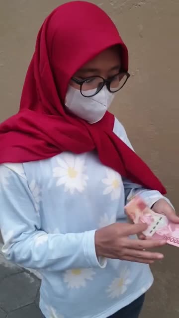 Hijab kacamata Open BO, crot didalam