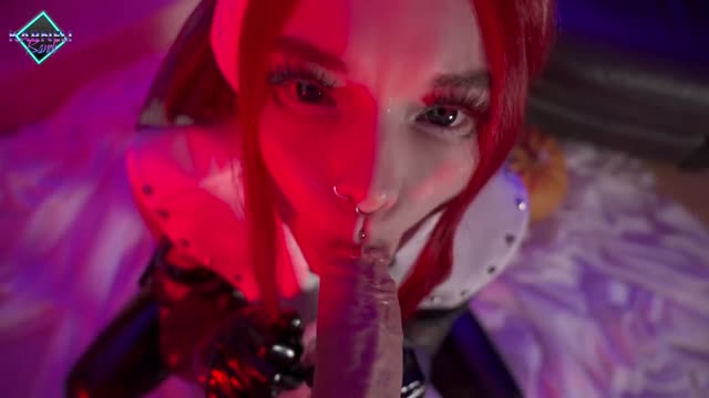 Kakak tiri memperkosa adik perempuannya yang berpakaian seperti biarawati.mp4
