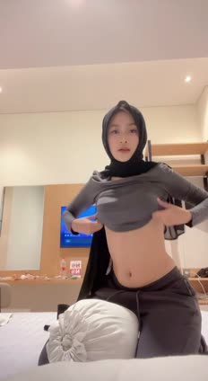 Umay TikTok June 26 - Join Tele @lupabelum (76).mp4