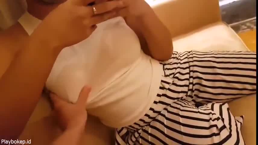 Scandal Kakak Adik check-in hotel Viral Part 1 - DoodStream
