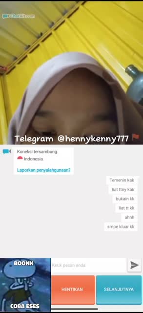 Ome main di warung 