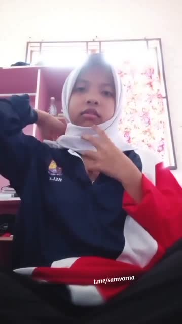 telegram @asupan_viidoy kelas 5 pamerin memex belum ada bulu.mp4