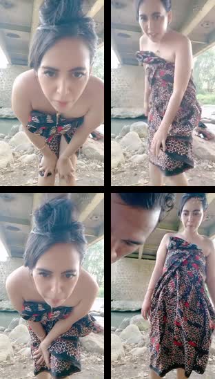 REAL DEFINISI BIDADARI MANDI KALI. TANTE RESA SI JAND4 DESA AMA BRONDONGNYA GILAKK.mp4