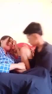Bokep smp bocil viral terbaru minta jatah di ruang tamu masih pake seragam - BokepLik.mp4