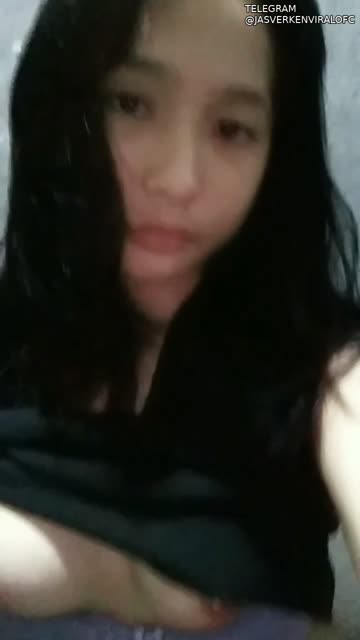 Dede Erin SMP 04 - Telegram @jasverkenviralofc - Bokep Indo Viral.mp4