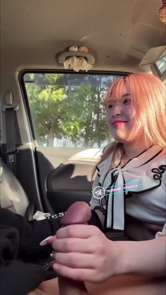 - cindo cakep dalam mobil crot dimulut - { Full durasi Telegram @poxsva }.mp4
