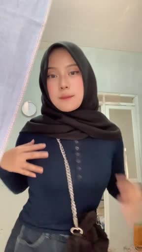 video_2026-10-07_22-30-21.mp4