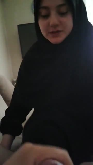 arab cantik jago nyepong.mp4