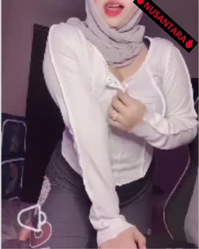ECoB5-Amirah Insyirah Host Bigo Jilboobs Temenin Pascol Sange Crot - AVTub