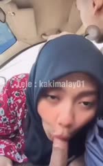 baju merah motif bunga2 suka ngulum - Tele@hematkawan10.mp4