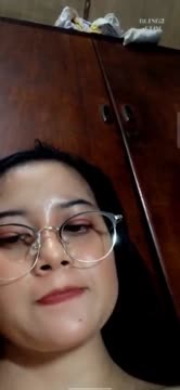 Colmek 2 Jari Cewek Sexy Berkacamata, Di Anal Juga.mp4