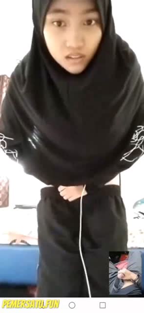 Vc Sama Hijab Malu Malu.mp4