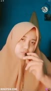 Jilbab Cantik Sange Remes Toket hijab jilbab remastetek live esemah ayamkampus - BOKEPSIN