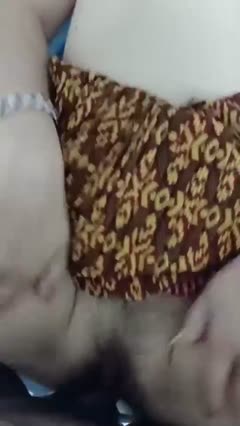 Grepek Tante Ketika Ngelupas Buah Di Kost'an 3