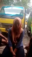 SPG Minuman Digodain Sopir Truk - Join Tele @lupabelum.mp4