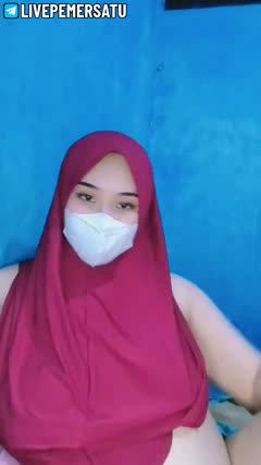 telegram @asupan_vidoy ukhti hijab merah tobrut mulus.mp4