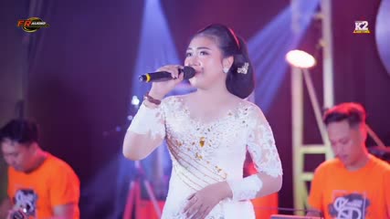 Kepangku_Kapang_-_Siska_Arum____Lagu_Campursari_Enak_Nih_Buat_Santai_!!_Cksnd_Music_Live(480p).mp4