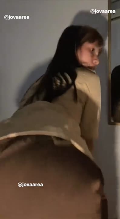 JOVA - Pramuka suka main dildo.mp4