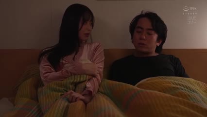 Pasangan Tetangga NTR ~Dua pasangan menginap di dua kamar yang dihubungkan oleh sebuah pintu~ Yui Tenma Nono Yuki