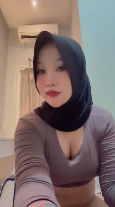 GENERAL_128s_66595249b_fb1e7321 - Tele @kucingjapann.mp4