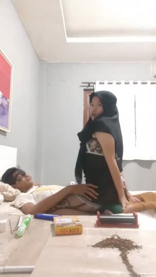 jilbab lingerie hitam ngewe - TTele@hematkawan10.mp4