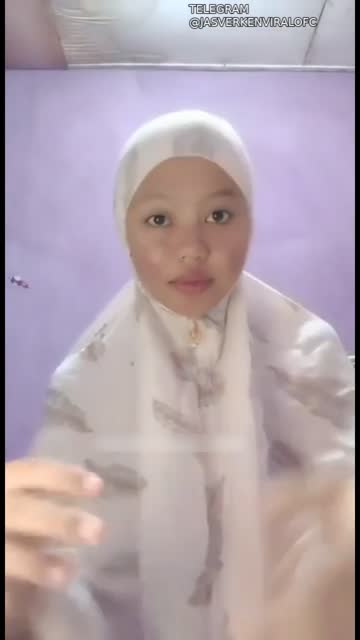 Yang lagi rame mukena putih bugil - Telegram @jasverkenviralofc - Bokep Indo Viral.mp4