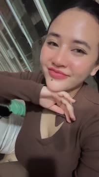 Kimochi Berlian. Biar badan kagak makin melar. Olahraga malem dulu mumpung ada yang nen€nin