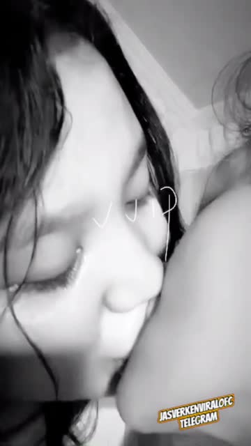 Telegram @jasverkenviralofc - Vvip Gwen / Ladyhy Lesbi Update P3 09 - Bokep Indo Viral.mp4