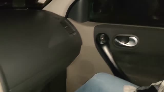 Ajak Main Cewe Galau di Pinggir Jalan - Join Tele @lupabelum.mp4