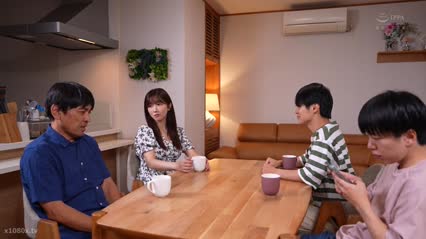 [ Jav Non Sub ] DASS-900  After showering my mom with I love you vibes every day for a mon.mp4