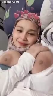 Bokep Indo Hijab Tobrut Cantik Pap Remas Toket - PoopHD.mp4.mp4