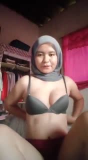 GpDhxVL2fT3fnZTO.mp4