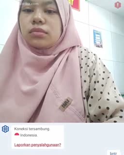 Ditemenin mba jilbab penjaga warteg.mp4