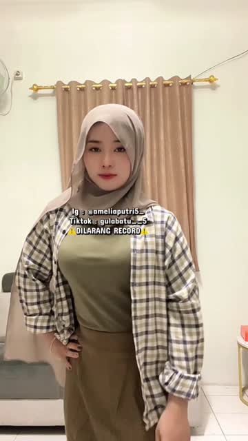Amelia Putri TikTok Exclusive - Join Tele @lupabelum (36).mp4