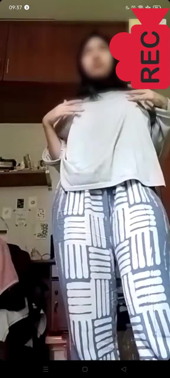 Vcs an sama pacar hampir ketahuan ibunya.mp4