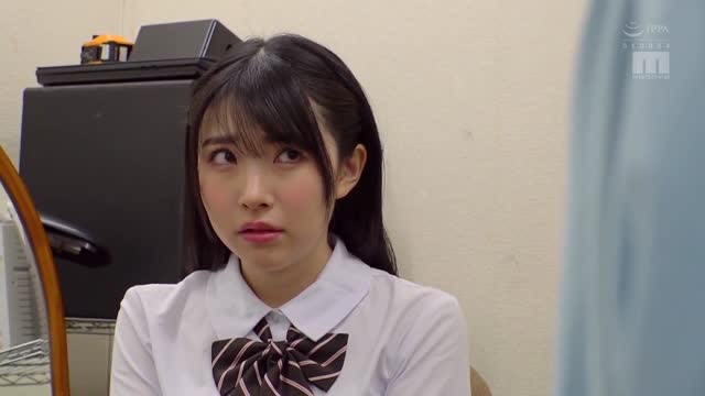  Seorang ibu yang datang untuk meminta maaf atas permasalahan putrinya dibuat mengerti! Mengutil ibu dan anak perempuan creampie pemerkosaan ganda Hikaru Minazuki Miho Tono